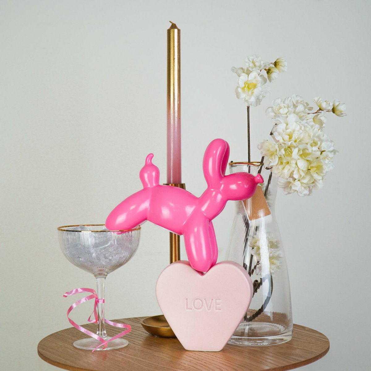 Ornament – Spaarpot Ballonhond Neon Roze Keramiek | 17 x 7 x 17 cm | Housevitamin🎈