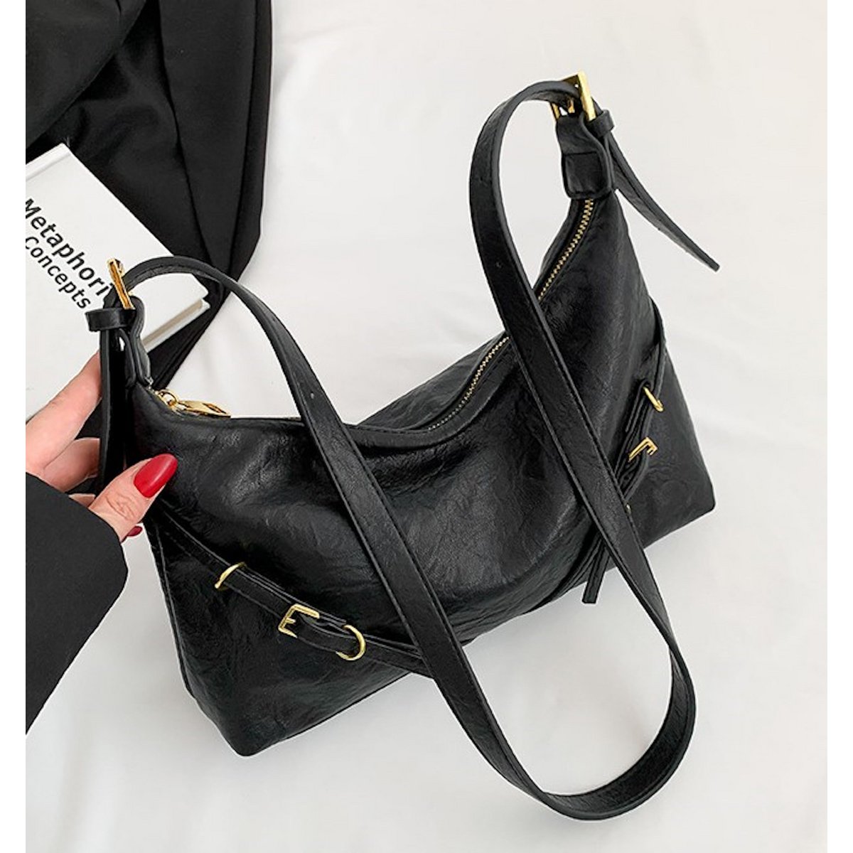 AnBeck ‘The Charm’ – Kleine schoudertas/crossbodytas van zacht leer