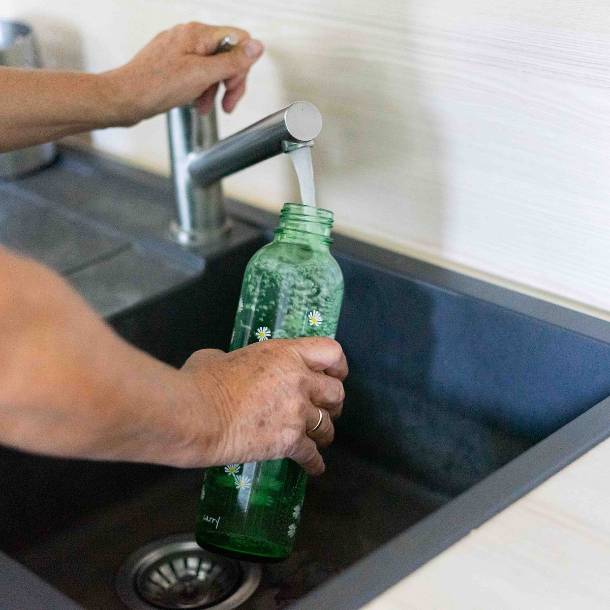 Green Daisy Glazen fles van 0,7 l