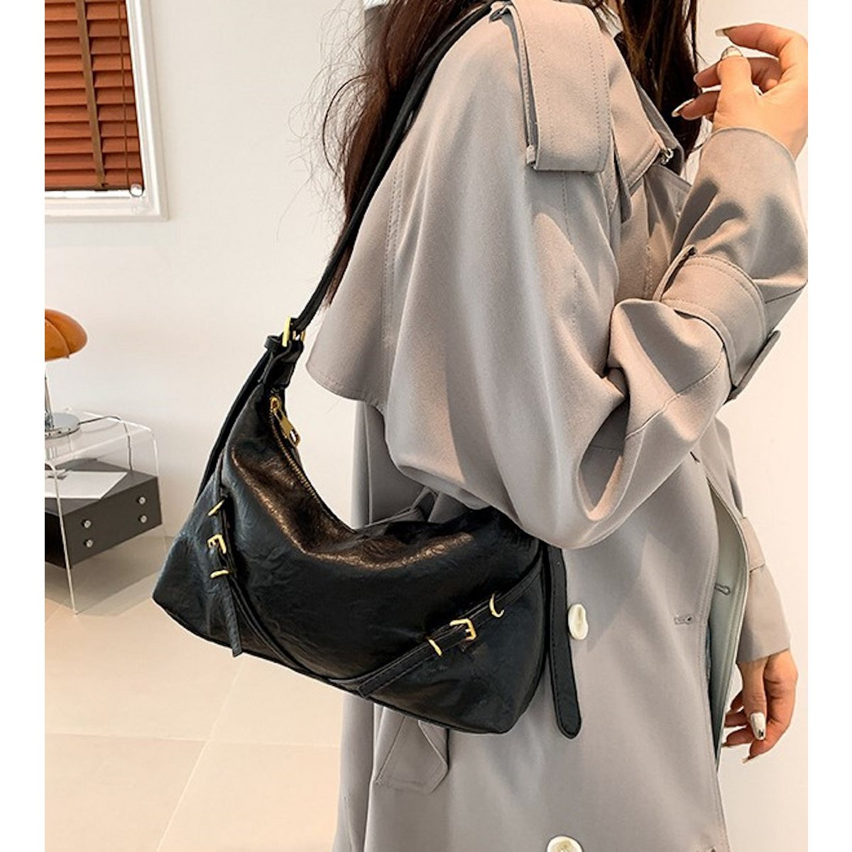 AnBeck ‘The Charm’ – Kleine schoudertas/crossbodytas van zacht leer