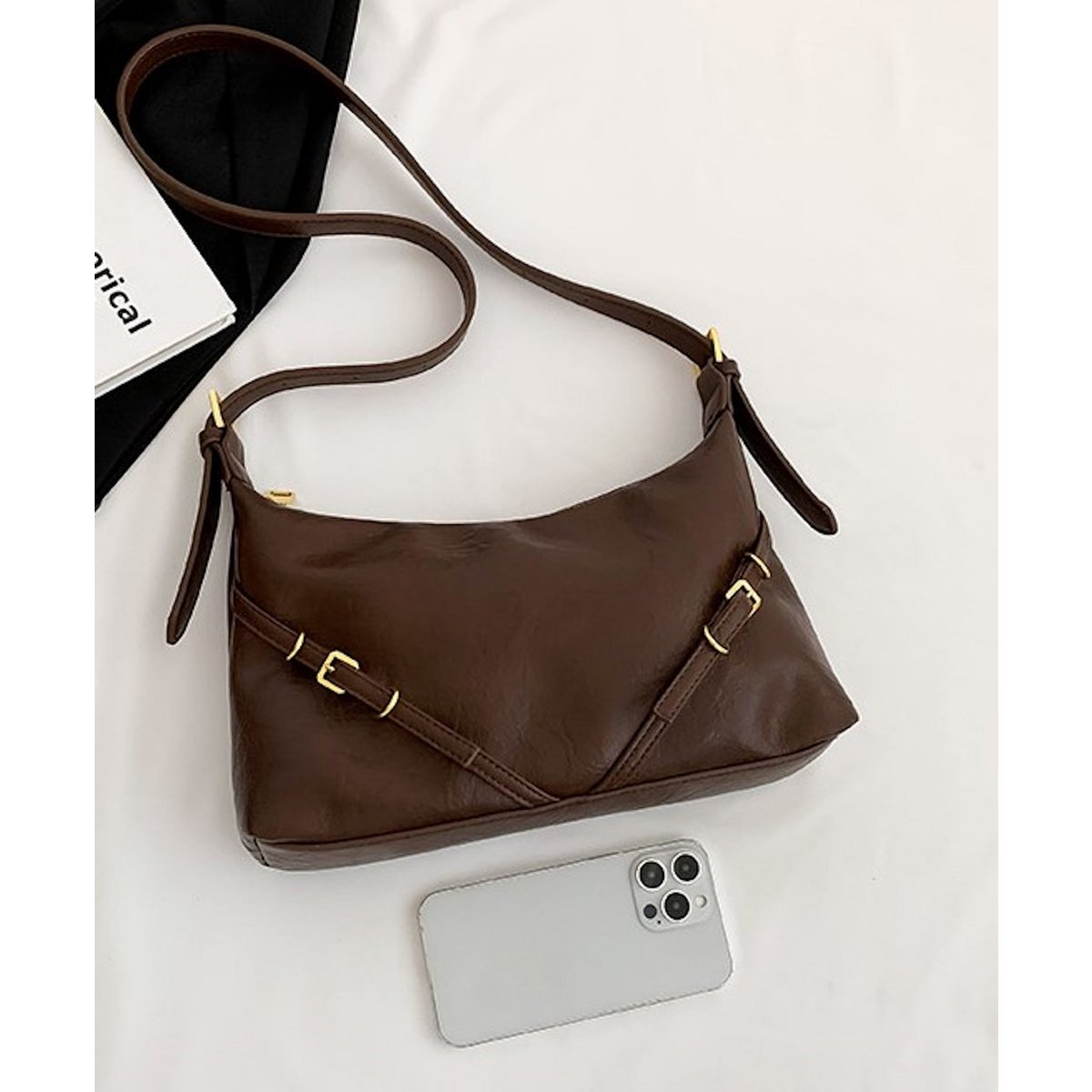 AnBeck ‘The Charm’ – Kleine schoudertas/crossbodytas van zacht leer