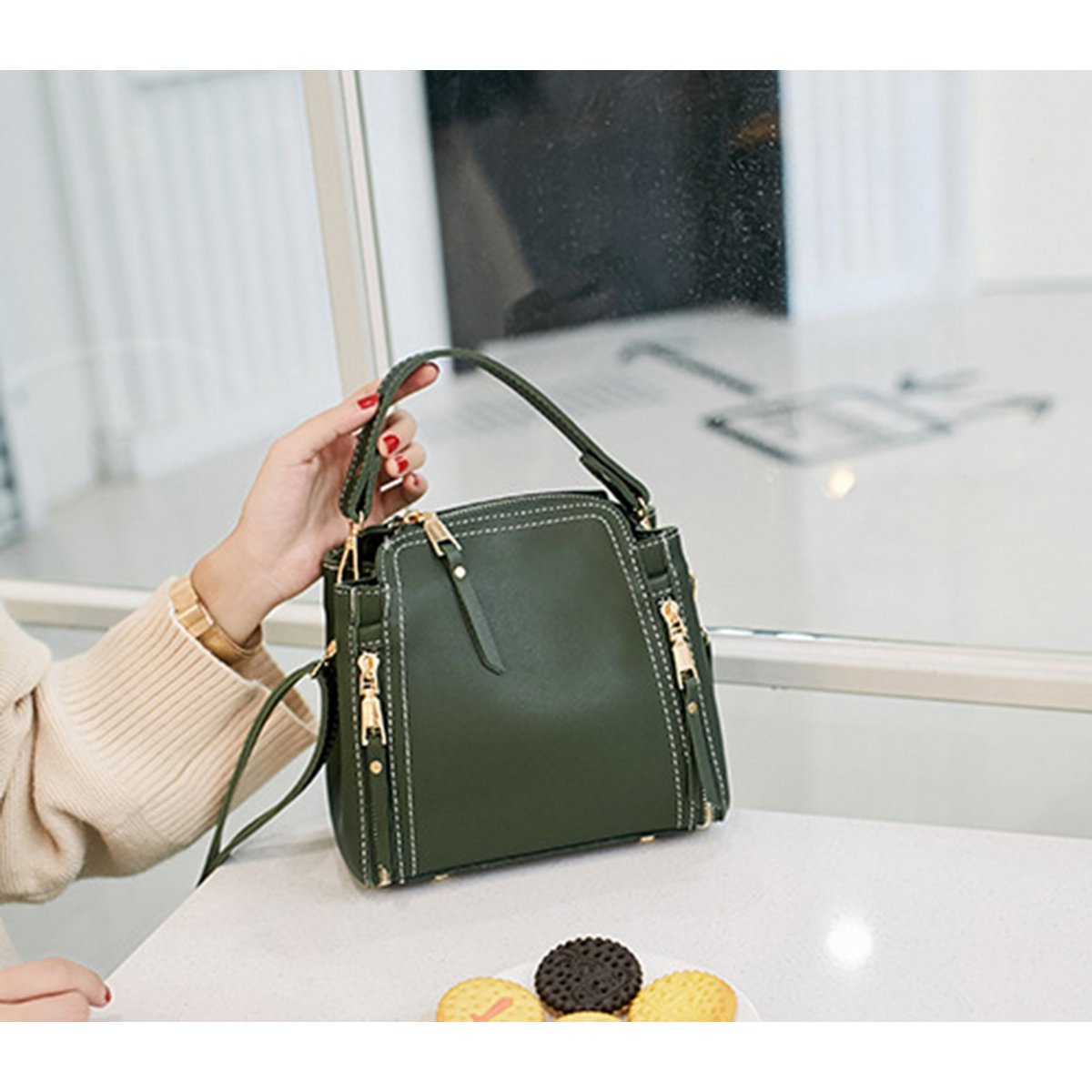 AnBeck Kleine Kubus Handtas – Lichtgrijs & Elegant Compact Design