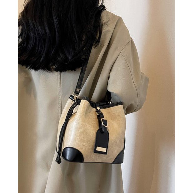 AnBeck ‘Be your Style’ – Kleine elegante schoudertas met kettingriem