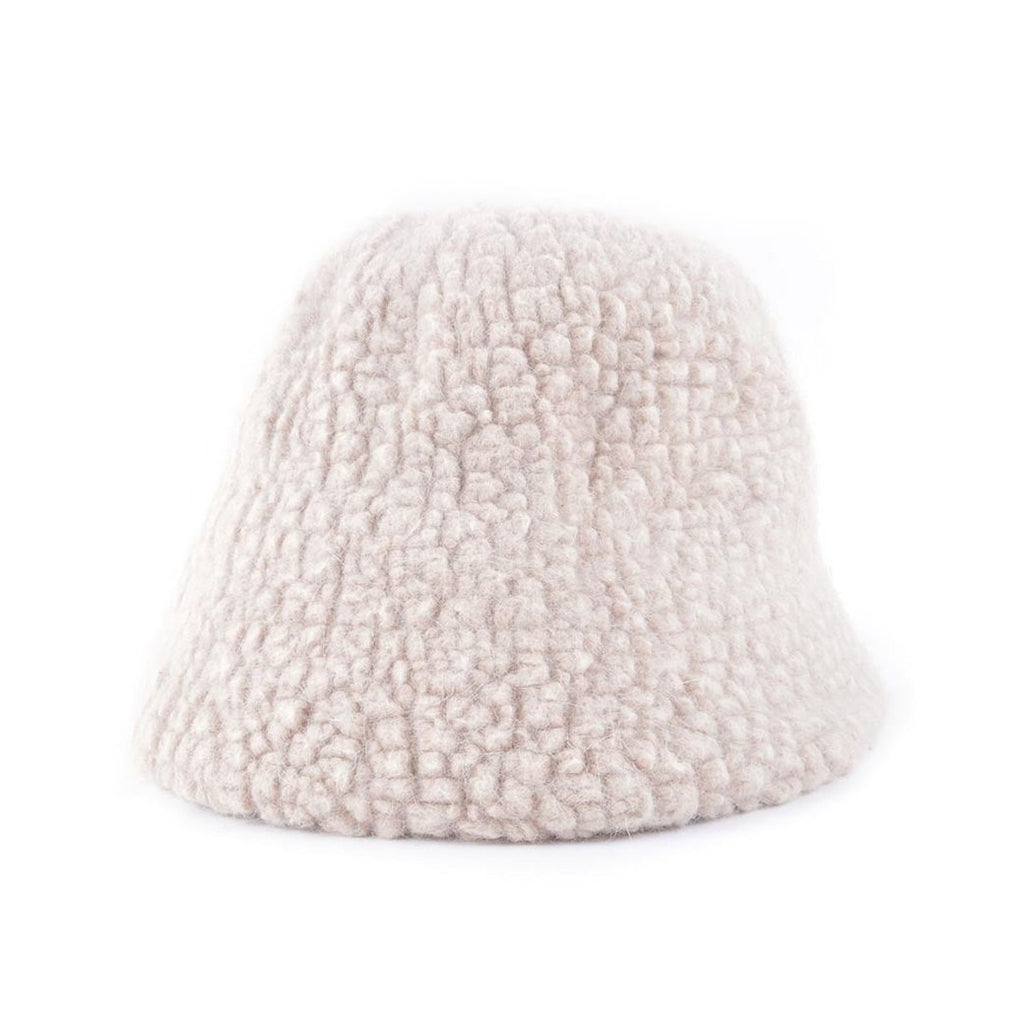 Teddy Bucket Hat – Hoed - Zacht statement voor koude dagen 🧸