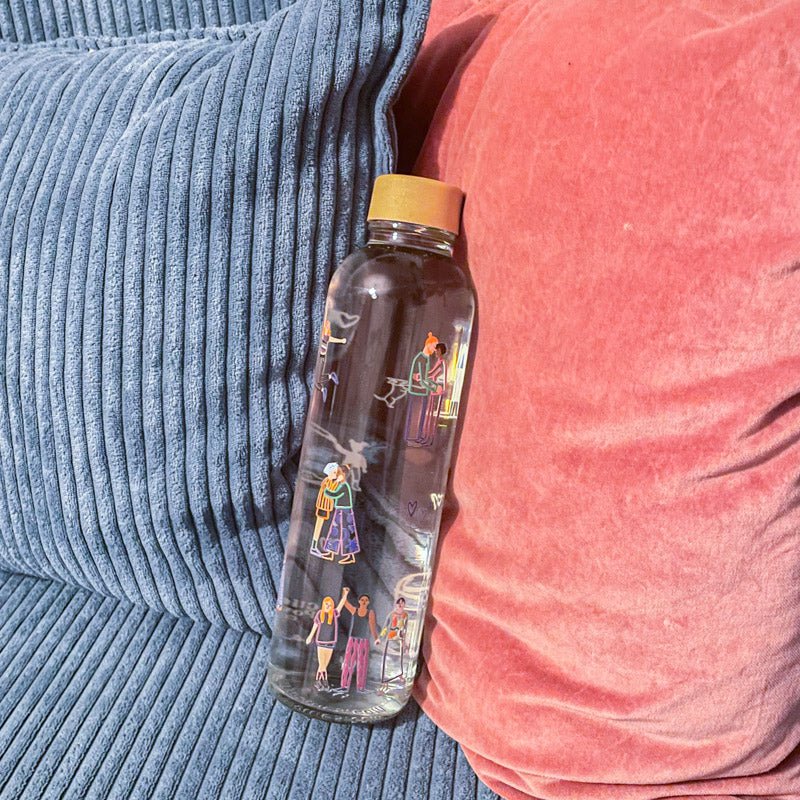 Love is Love Glazen Fles, 0,7 liter