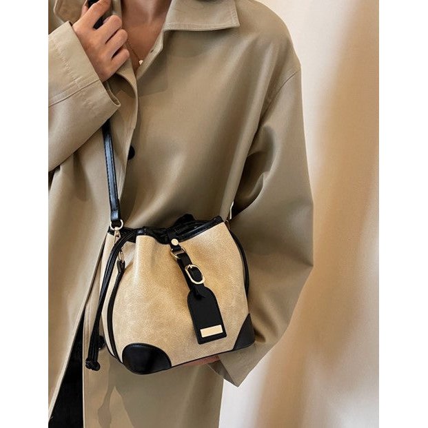 AnBeck ‘Be your Style’ – Kleine elegante schoudertas met kettingriem