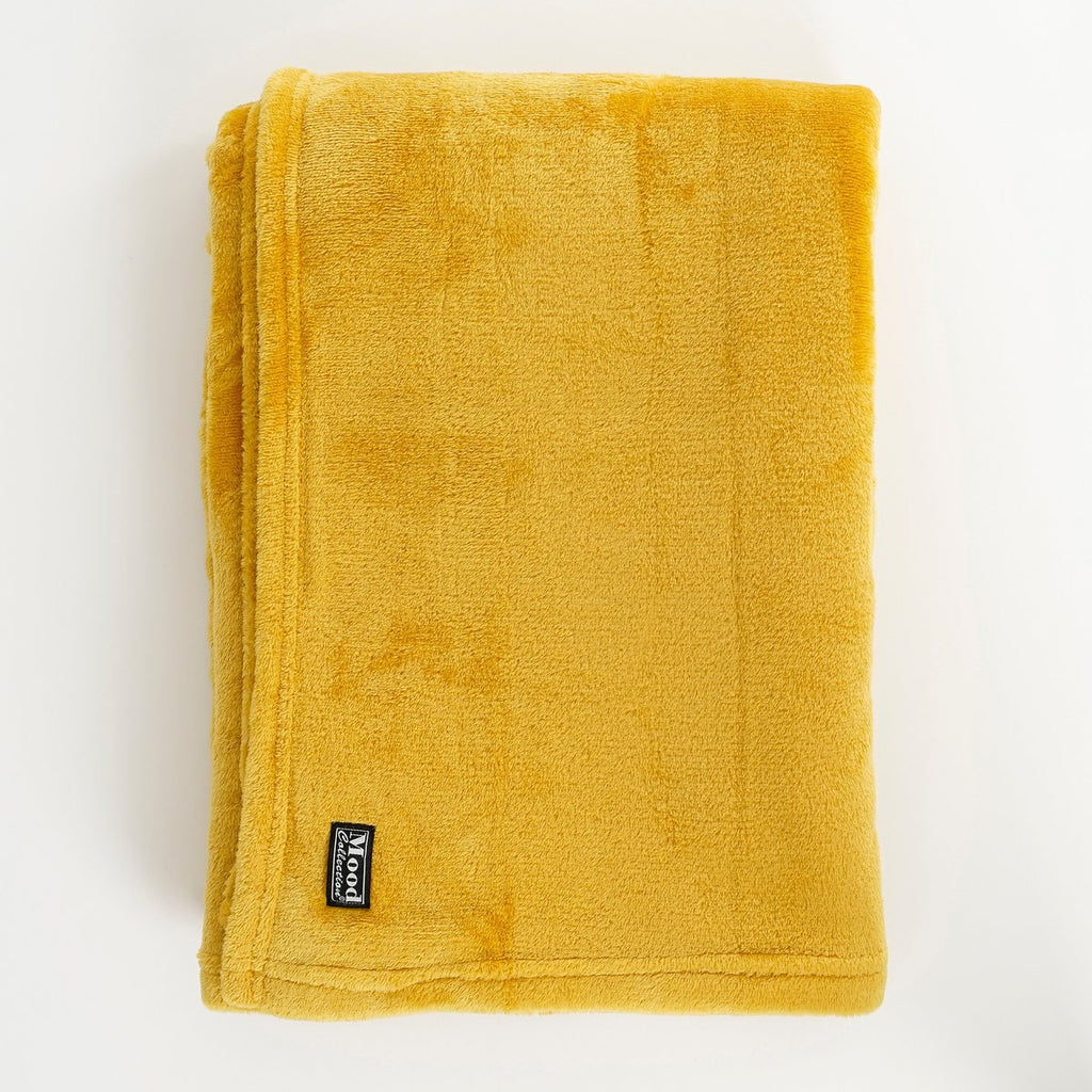 Famke Fleece Plaid – L180 x B130 cm – Geel