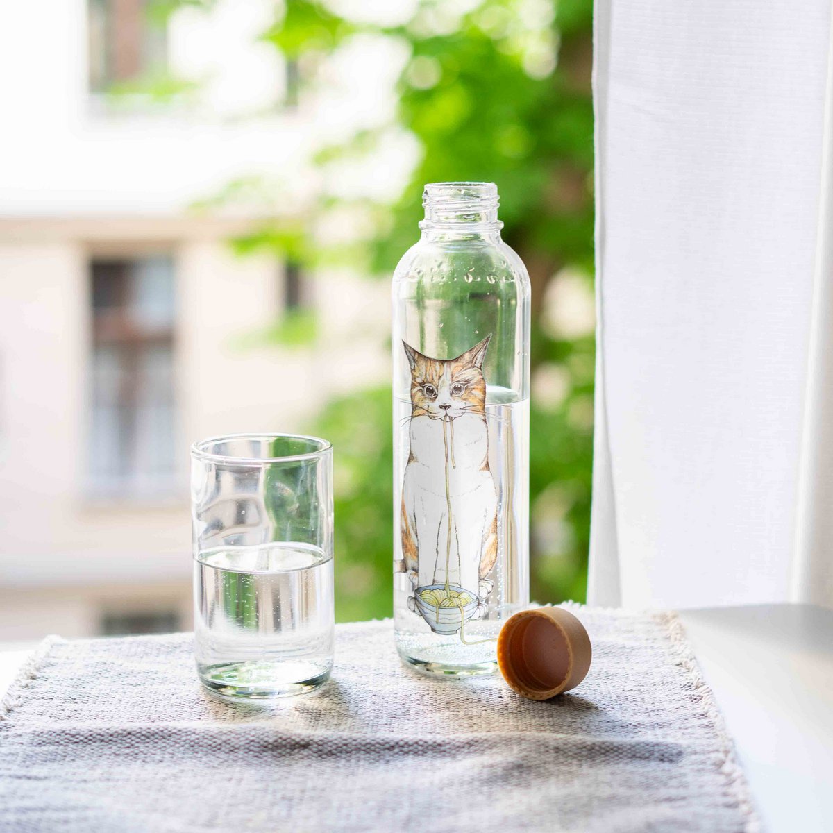 Ramen Kat Glazen Fles, 0,7 liter